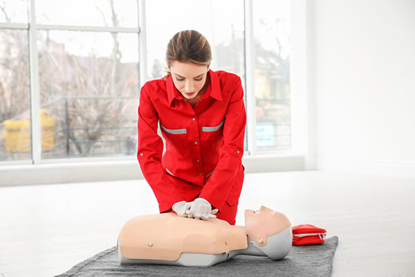 First aid renewal — 3 reasons why it’s essential